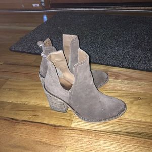 Steve Madden suede cutout bootie